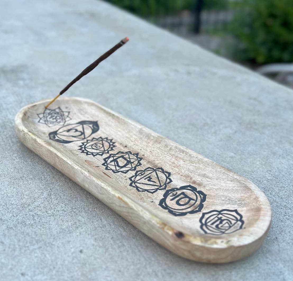 Wooden Boat-Shaped Incense Burner Holder 7 Chakra Design: Black - Refined Man Of Candles