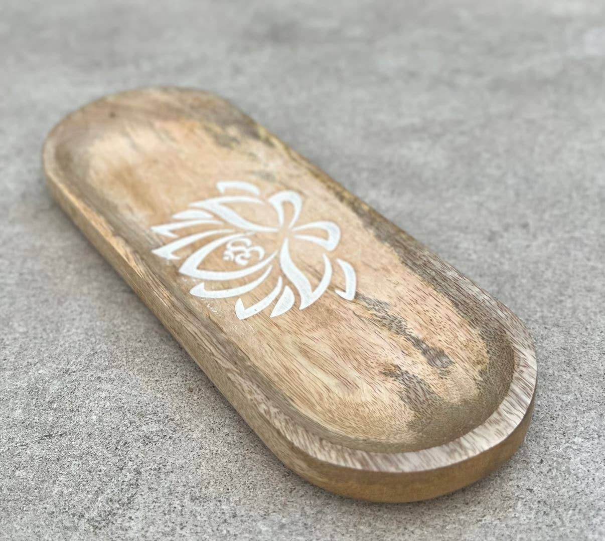 Wooden Boat-Shaped Incense Burner Holder Lotus Design : Black - Refined Man Of Candles
