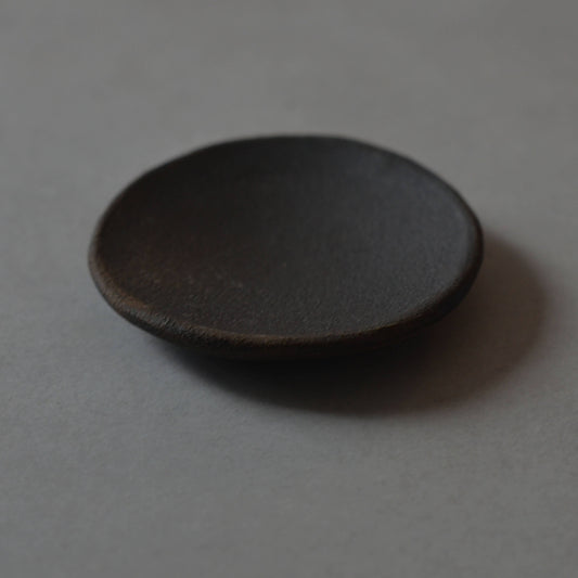 Raw Black Clay Incense Holder Plate - Refined Man Of Candles
