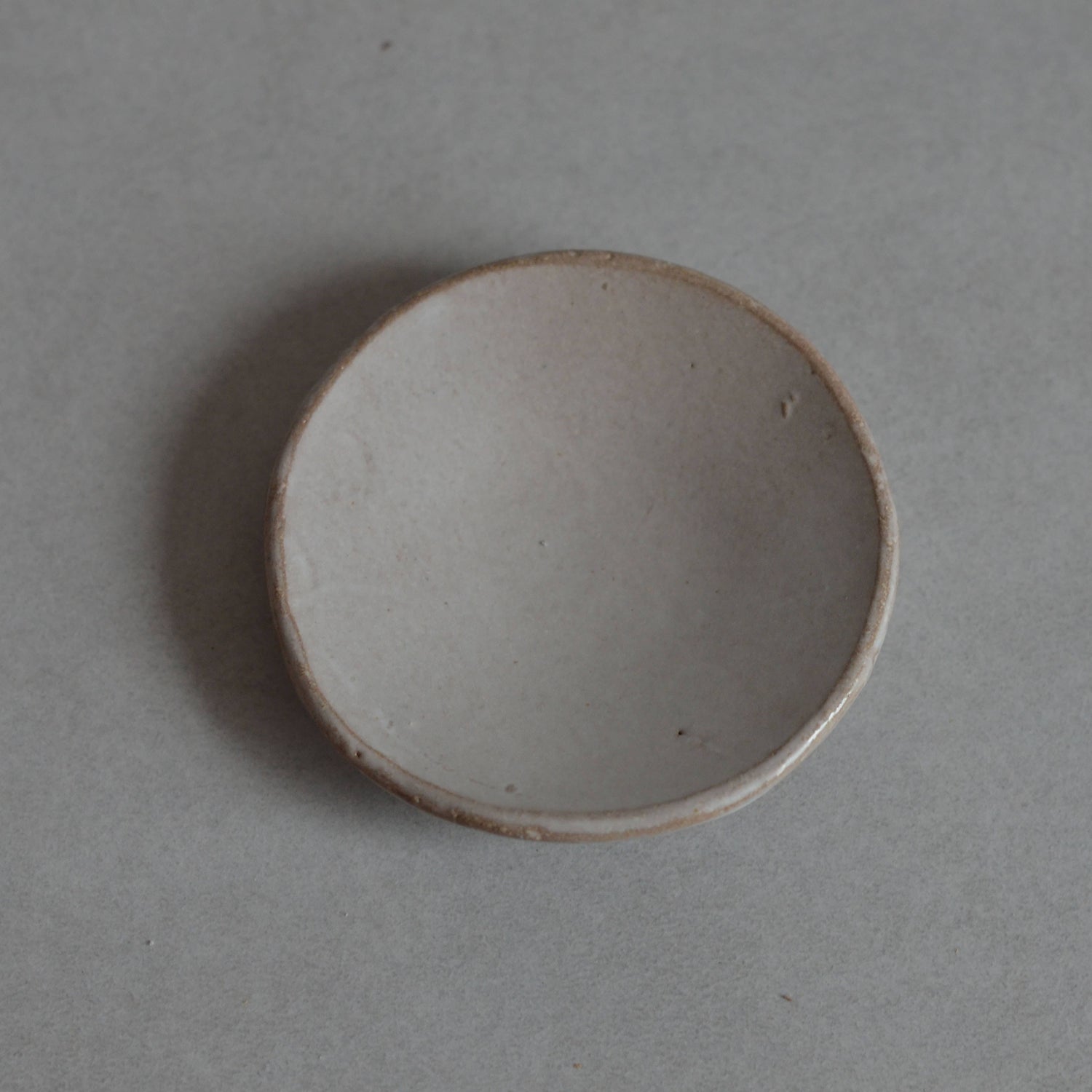 Light Gray Ceramic Incense Holder Plate - Refined Man Of Candles